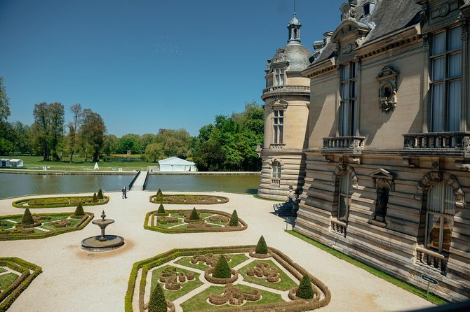 The Ultimate Chantilly Castle Private Day Trip - Stop 1: Eglise Notre-Dame de Chantilly and what to look for in one hour