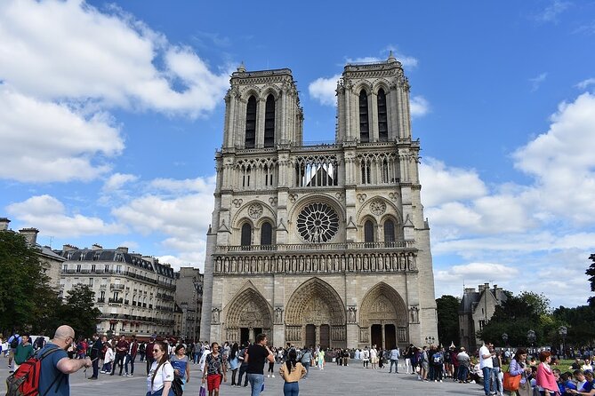 Tour guide in Paris - Visit Paris with your official guide ! - A Paris Day With a Real Guide, Not a Script
