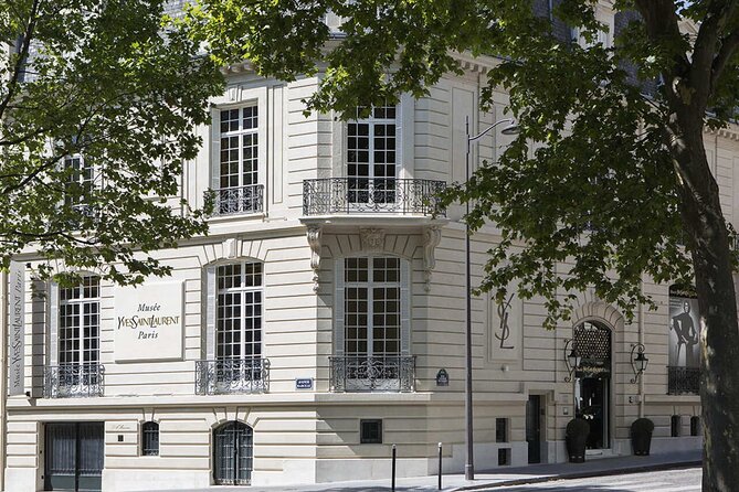 Tour of the Musée Yves Saint Laurent Paris - The 1 hour 15 minutes plan: fitting it into your day