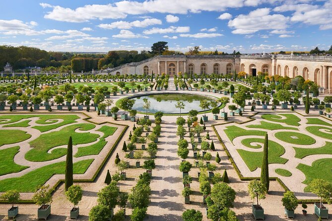 Transfers between Paris and Paris Airports/Disneyland/Versailles - Timing, Ticketing, and Communication That Saves Your Brain Cells