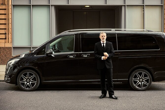 Transfers between Paris, CDG, Orly, Disneyland & Versaille by van - The ride: comfort in a Mercedes van (and what the reviews highlight)