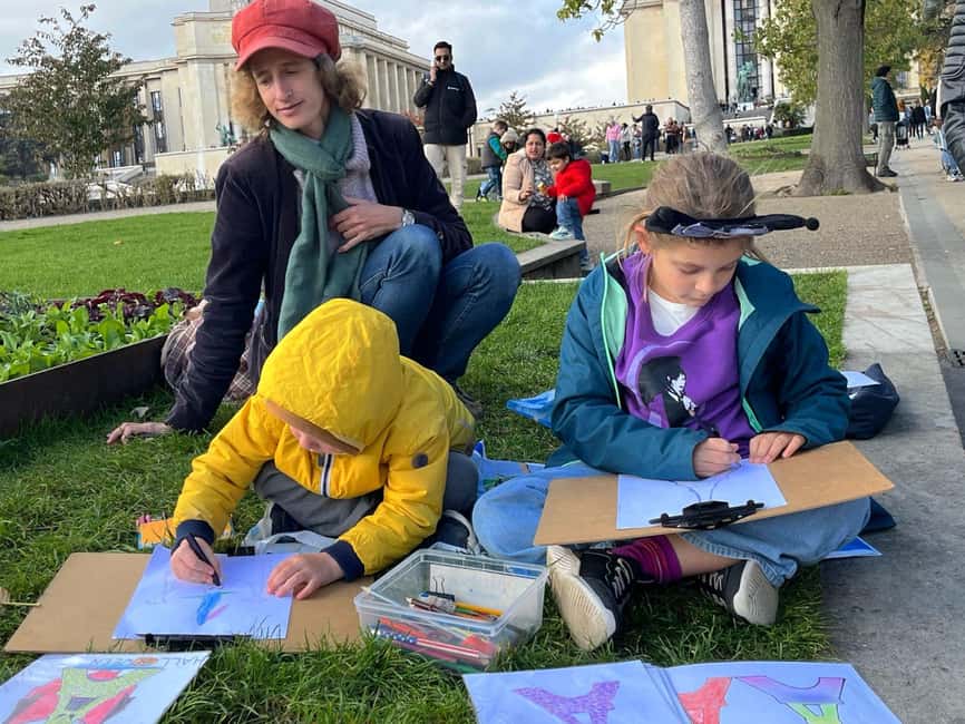 Trocadero: Eiffel Tower coloring workshop for kids - What You Should Bring (and What You Can Leave at Home)
