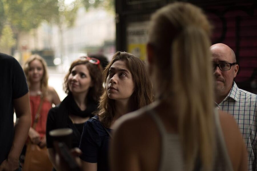 Unique Walking Tour of Great Women in Parisian History - Notre-Dame and the Eiffel Tower from a distance: the smart-photo approach