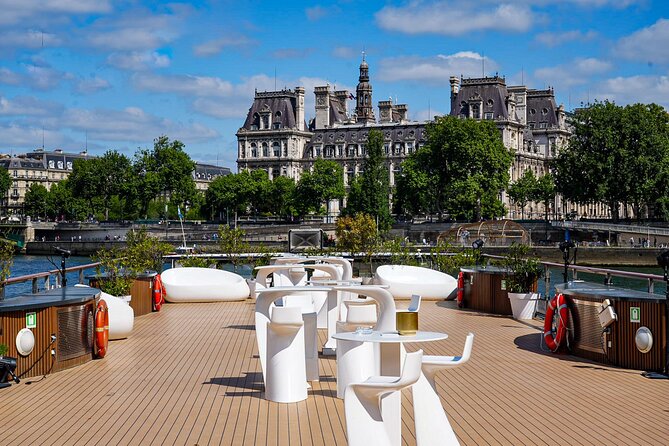 Unlimited brunch cruise on the Seine - The 450m2 Rooftop: Where Your Photos Actually Happen