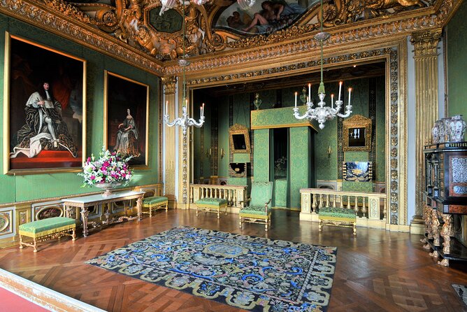 Vaux-le-Vicomte Castle Day Trip with Chateaubus Shuttle - Vaux-le-Vicomte castle: your self-guided route with English audio