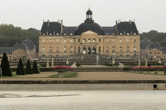 VAUX-LE-VICOMTE- private day-trip (pickup and dropoff at/to your hotel in Paris) - Château de Vaux-le-Vicomte: What You Actually See