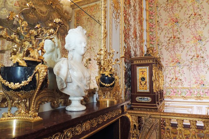 Versailles and Louvre Museum Access and Tour - Louvre Museum highlights: how to see the Mona Lisa without feeling lost