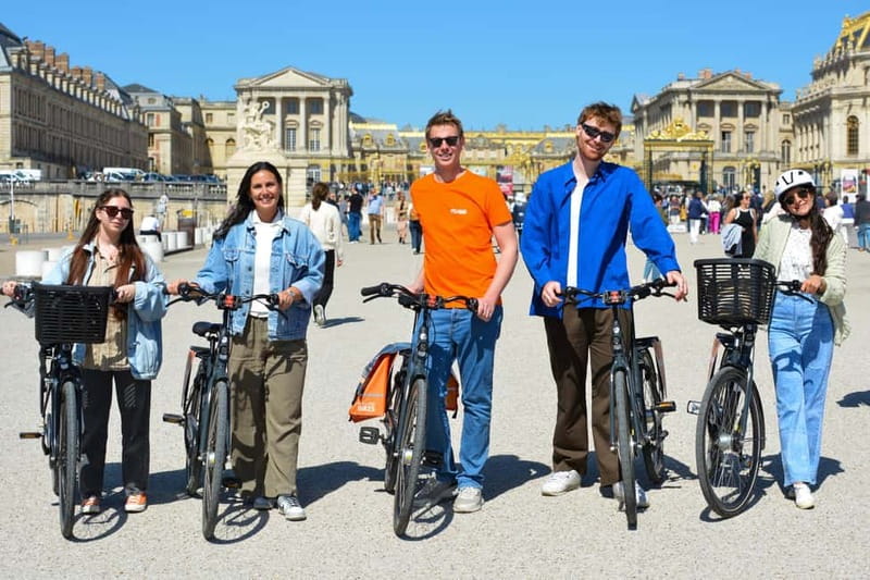 Versailles: Bike Tour on a premium Dutch bike - Grand Trianon and Petit Trianon from the Saddle
