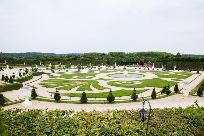 Versailles Château and Gardens Walking Tour - Timed-entry Palace access: where the value really starts