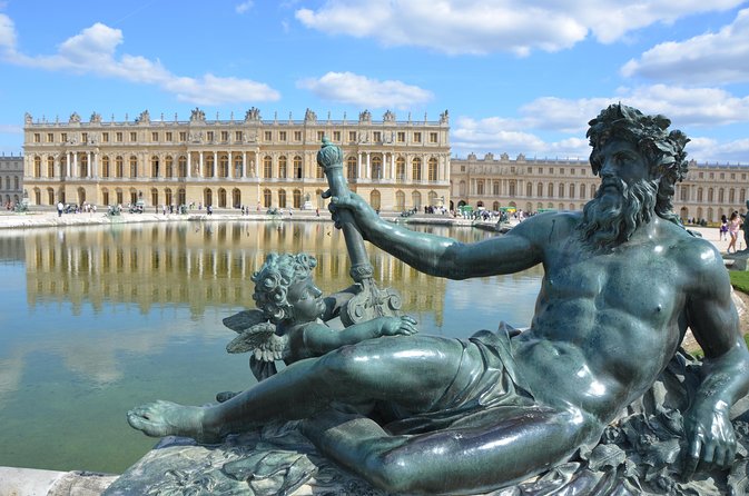 Versailles Domain Audio Guided Half Day Tour from Paris - Hall of Mirrors Stop: When 30 Minutes Is Tight but Useful