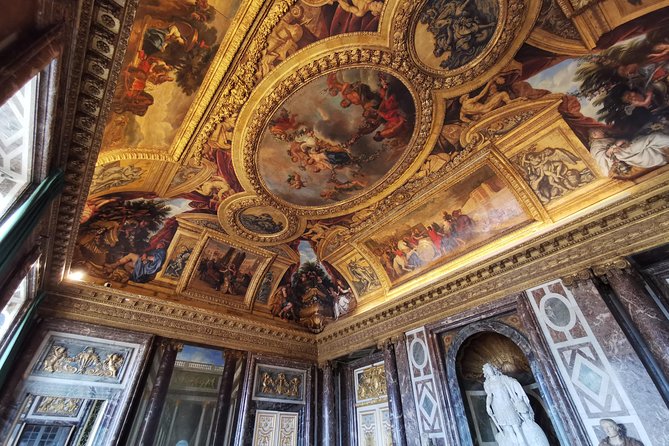 Versailles Domain Private Half Day Guided Tour with Hotel Pickup from Paris - The King’s Apartment and Marie Antoinette’s World