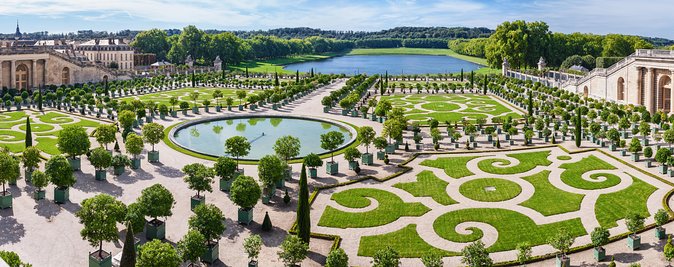Versailles Domain Small-Group Guided Tour from Paris - Hall of Mirrors: Why 15 Minutes Can Still Feel Big