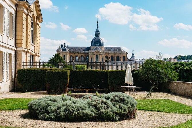 Versailles: Farmers Market & Royal Vegetable Garden Food Tour - Versailles Markets Meets the Royal Kitchen Garden