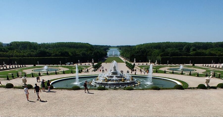 Versailles: Garden Private Guided Tour & Palace Entry Ticket - Key points at a glance