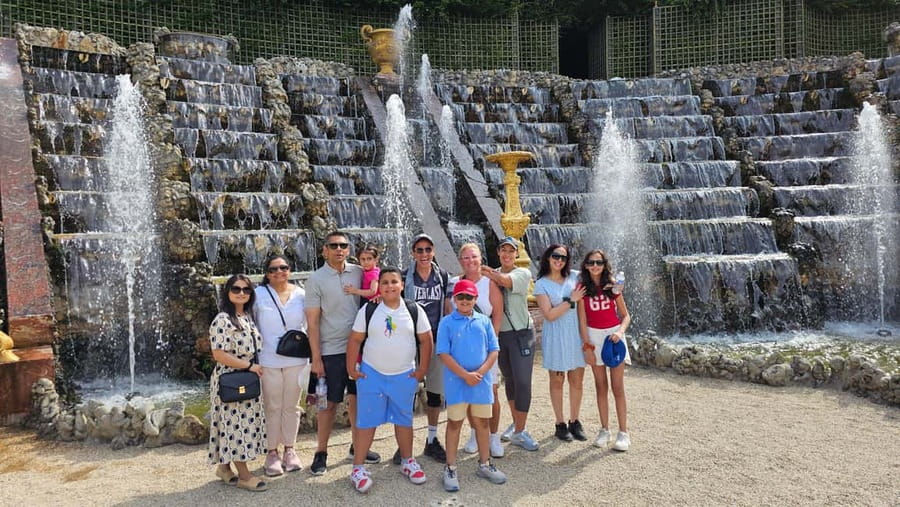 Versailles: Gardens Golf Cart Tour, Row Boat, and Champagne - The Grand Canal Row Boat and Champagne Moment