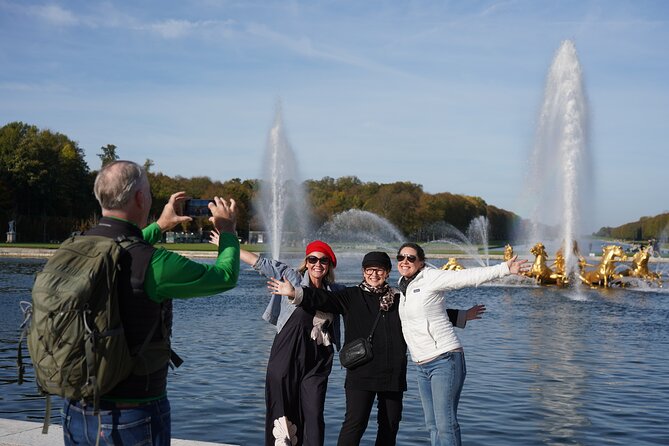 Versailles, Gardens & Hamlet: Full-Day Guided Small-Group Tour - Café stop plus the hop-on train: your reset button in the gardens