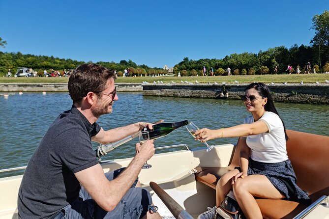 Versailles Golf Cart Guided Tour and Romantic Boat with Champagne - Golf Carts in Versailles: Comfort First, But Don’t Expect Door-to-Door