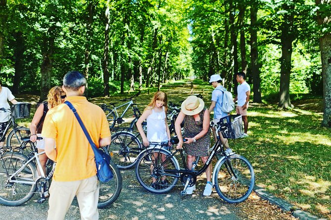 Versailles Golfcart & Bike Guided Tour: Gardens Hamlet Fountains - Gardens Time Again: Why Two Garden Stops Work