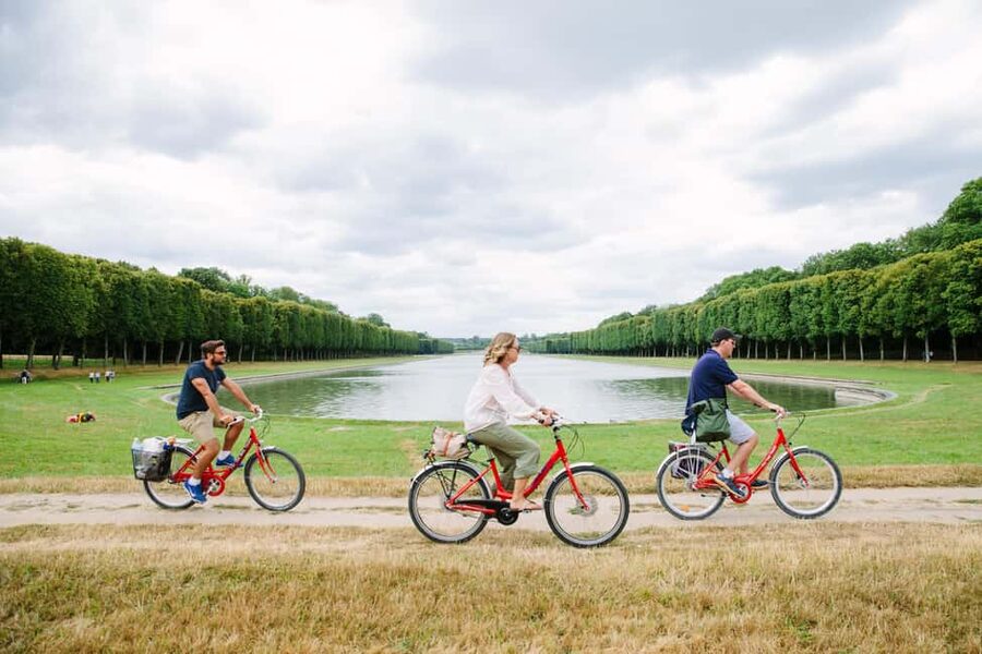 Versailles: Half-Day Bike Tour - Where to meet: finding the bike shop fast at Versailles Château Rive Gauche