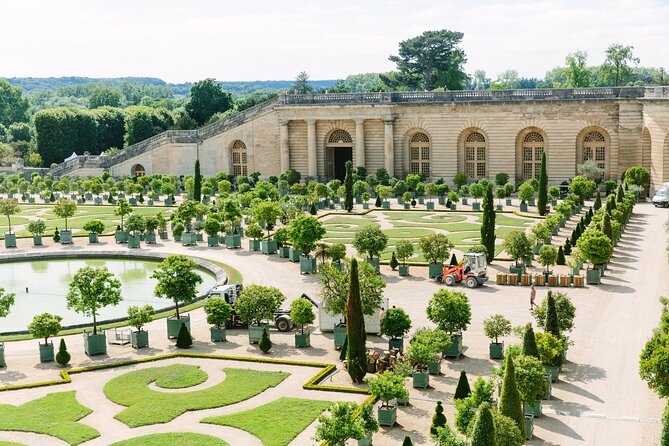 Versailles Half Day eBike - Cycling the Grand Canal: Versailles Views Without the Sole Soreness