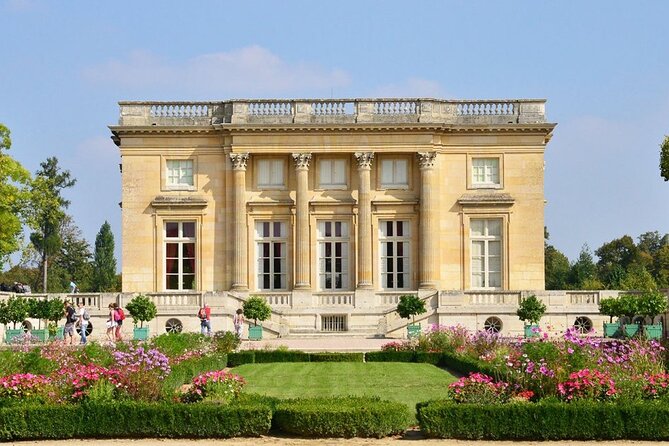 Versailles Half Day Private Tour Trianons & Gardens Included - Return to Paris: The Clock Starts Ticking at 13:00