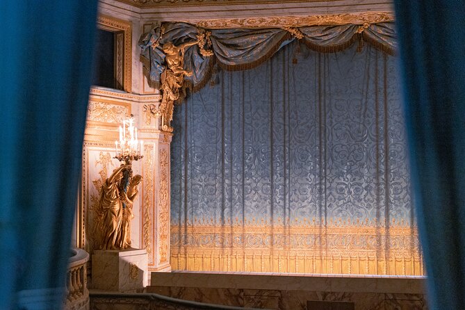 Versailles Marie Antoinette Afternoon Guided Tour with Petit Trianon & Hamlet - Stop 2: Le Hameau de la Reine, the Normandy-Style Retreat