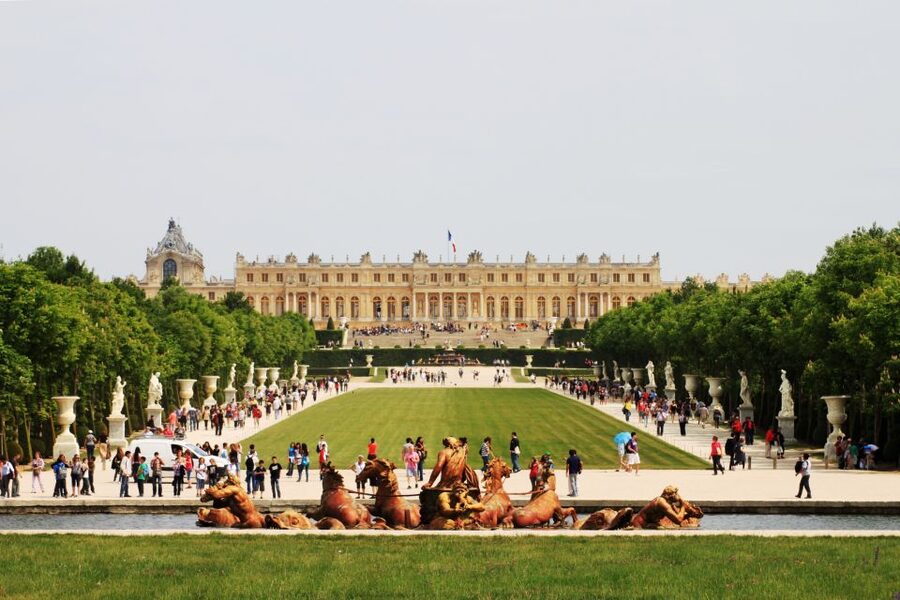 Versailles: Palace and Garden Bike Tour with Tickets - Grand Canal picnic: where Versailles slows down