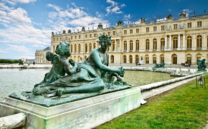 Versailles Palace and Gardens Half Day Guided Tour from Paris - Guides, group size, and sound: what to watch for