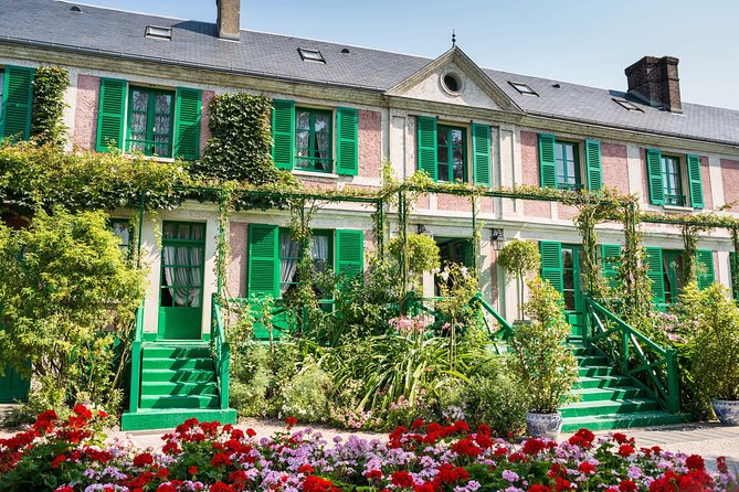 Versailles Palace and Giverny Monet House Visit with Lunch - The smartest way to do Versailles and Giverny without wasting a day