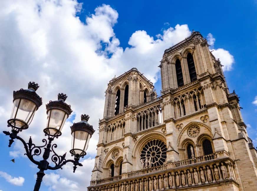 Versailles Palace: Day Trip & Paris Hop-On Hop-Off - Using the audio: the Versailles app + the open-top bus guides