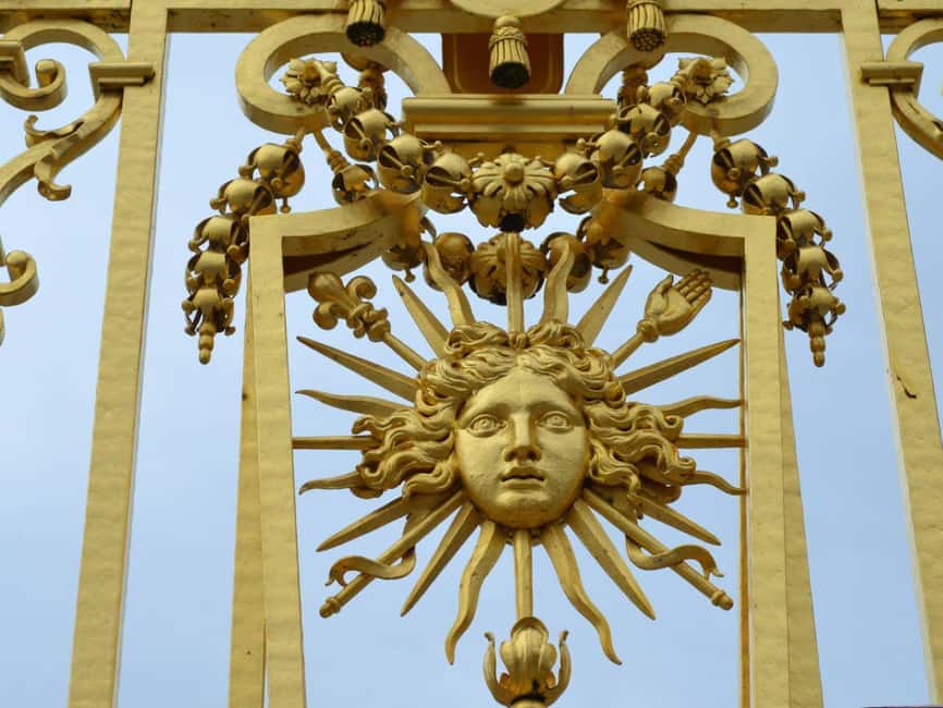 Versailles Palace & Garden Tour in Van from Paris with Entry - From Paris to Versailles in a small, air-conditioned van