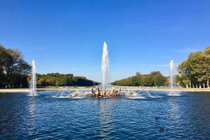 Versailles Palace & Gardens Audio Tour - Private Transportation - Audio-first guiding: how to get more from the playback