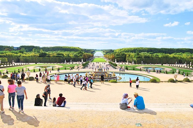 Versailles Palace & Gardens Tour with Transport from Paris - Fast-track entry and what it really means on arrival