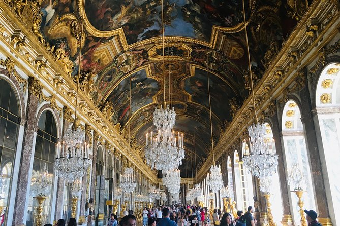 Versailles Palace & Giverny Private Tour with Lunch&Hotel Pick-up - Monet’s Clos Normand: gardens, studio, and the Japanese bridge moment