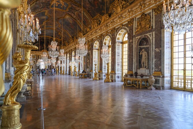 Versailles Palace Guided Experience and Gardens Entry 10 PPL Max - Price and logistics: why $167 can be good value