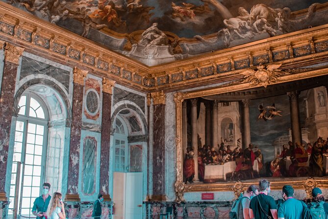 Versailles Palace Guided Tour with Reserved Entry - Reserved-entry and the meeting point that matters