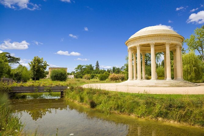 Versailles Palace & Marie-Antoinette's Estate Private Guided Tour with Lunch - Quick hits before you go