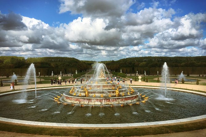 Versailles Palace Private Tailored Guided Tour With Hotel Pickup - A half-day Versailles plan that fits real Paris time