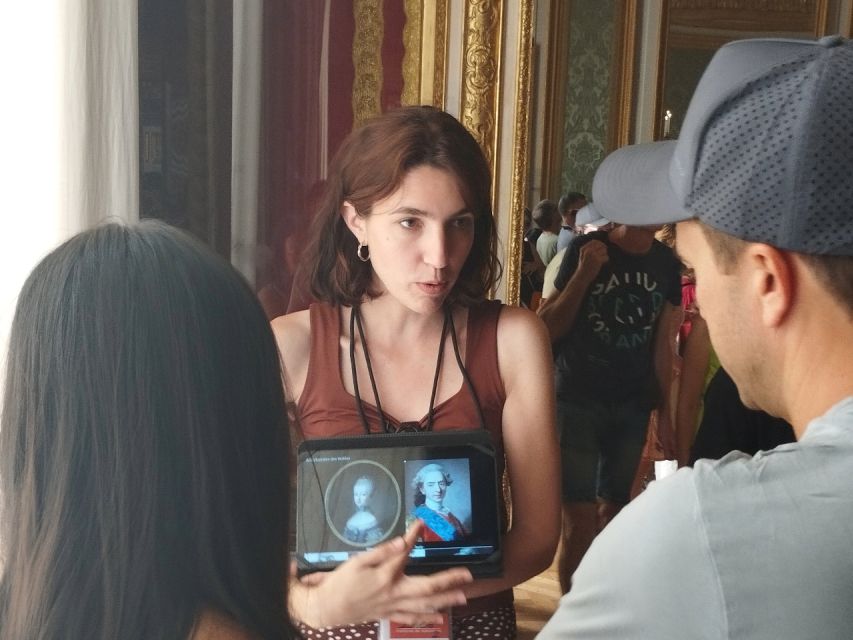Versailles Palace: Private & VIP Guided Tour - Practical logistics: getting there, weather, and what to bring