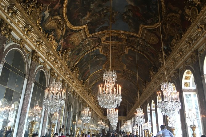 Versailles Royal Palace & Gardens Private Tour by Golf Cart - Historian guide style: what makes the day click