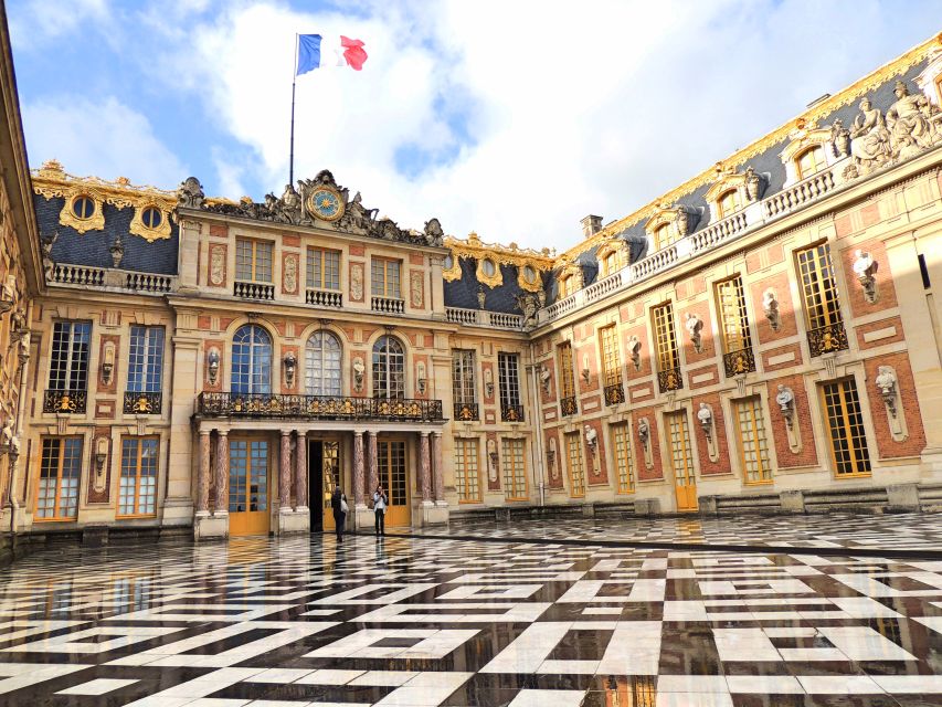 Versailles: Skip-the-Line Guided Palace Tour and Full Access - Hall of Mirrors: The Room Everyone Wants, Explained Like It’s Your Friend
