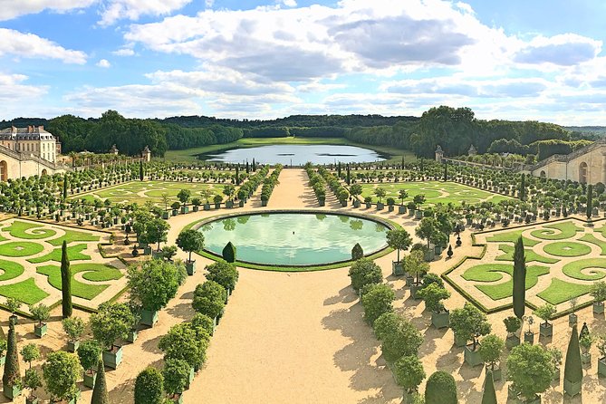 Versailles Small Group Guided Tour with Local Guide - Headsets, group size, and pacing: the difference between confusing and enjoyable