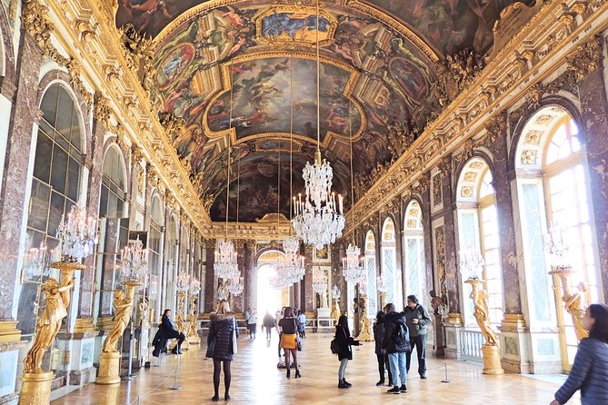 Versailles Small Group Guided Tour with Local Guide - Crowds and heat: the one thing you can control