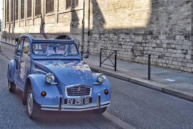 Vintage 2CV Adventure: 2 -Hour Paris Secrets Tour - Montmartre: Sacré-Cœur views plus the artists’ street energy