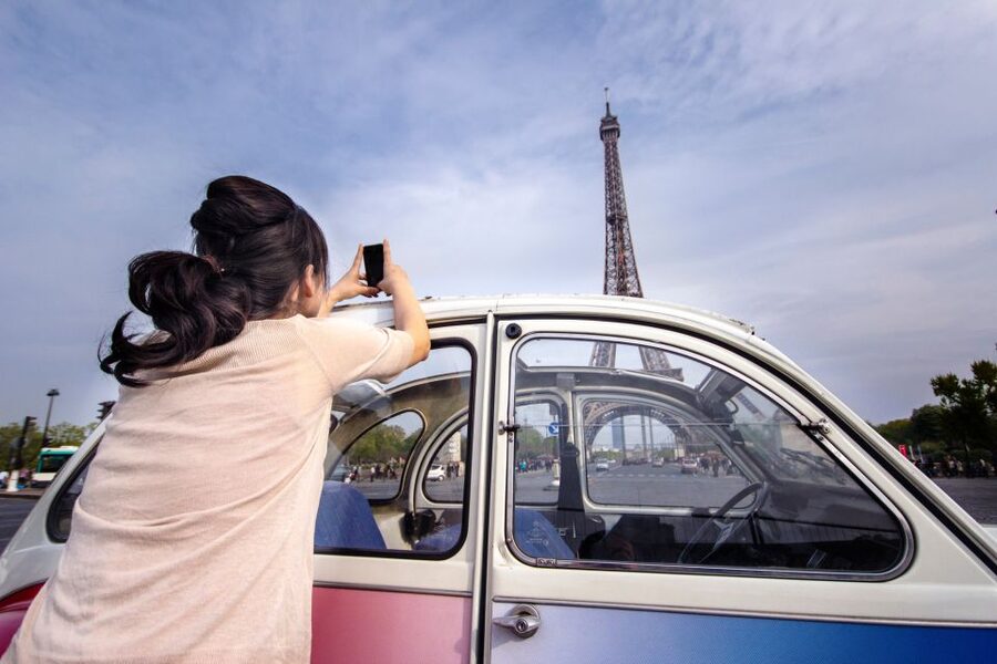 Vintage 2CV tour + Cruise - Bateaux Parisiens Cruise: Glassed-In Comfort With Headset Narration