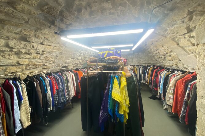 Vintage Shopping Tour In Paris with a Guide - From start to finish: where the walk takes you