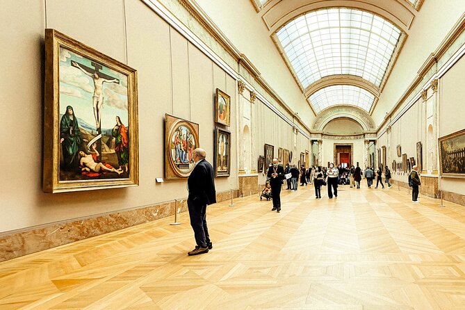VIP Louvre Mona Lisa & Highlights Tour with Reserved Access - Winged Victory (Victoire de Samothrace): the moment you stop thinking about lines