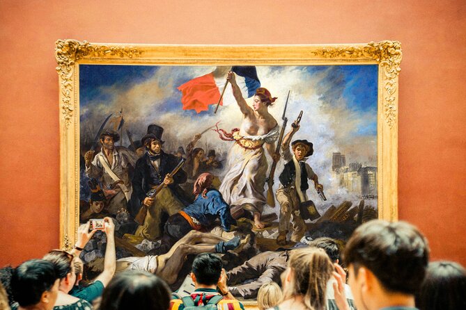 VIP Louvre Mona Lisa & Highlights Tour with Reserved Access - Meeting by the Louvre Pyramid: finding your guide without stress
