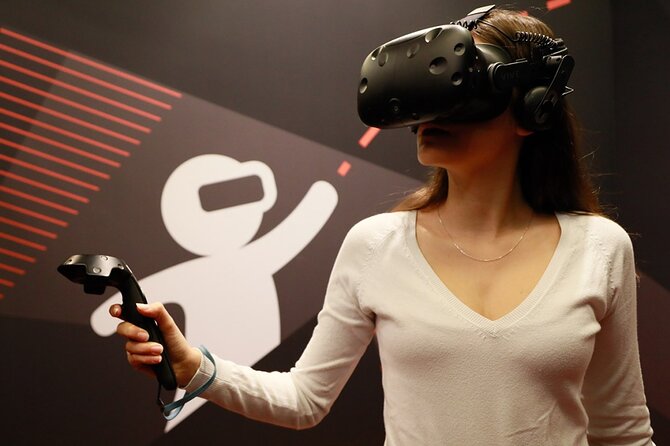 Virtual Room Paris - 1st virtual reality team experience - Virtual Room Paris: A Team VR Escape in Paris’s 11th