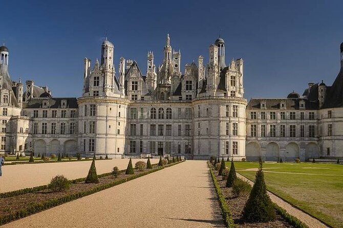 Visit of the Loire Valley Castles in one day from Paris - Getting from Paris: 7:30am pickup and a comfortable ride